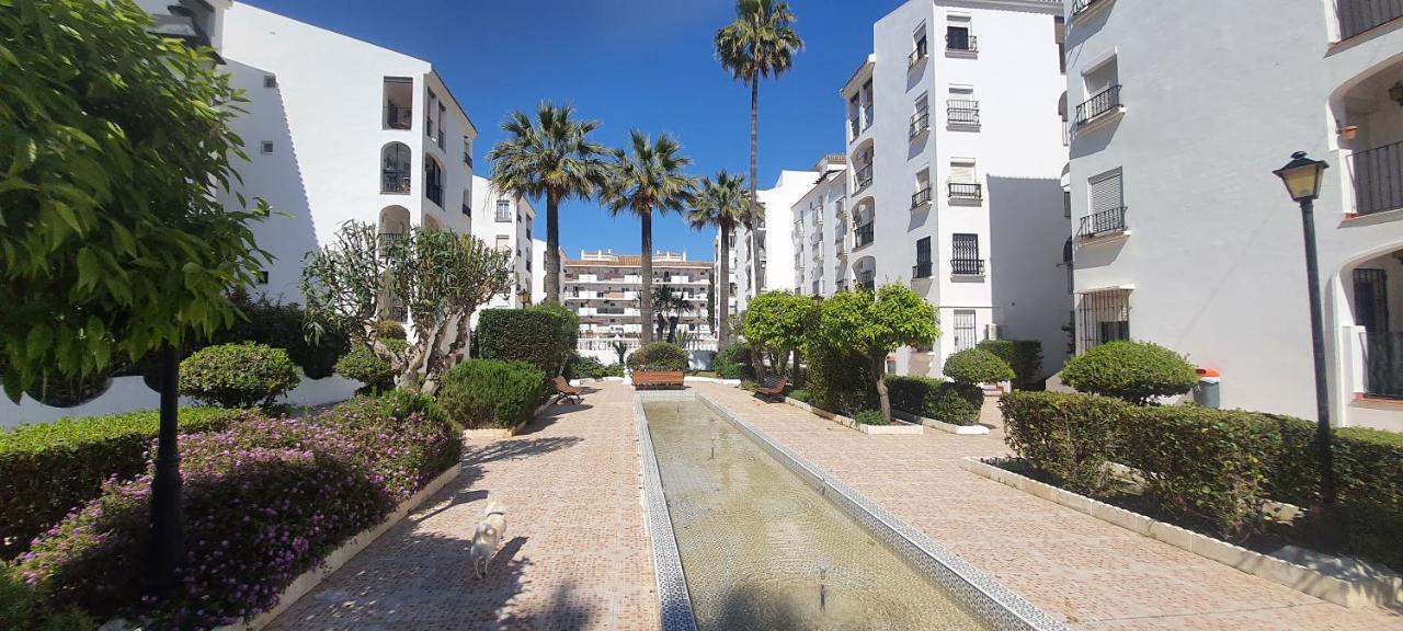 Apartamentos Sabinillas 圣路易斯·德·萨比尼尔 外观 照片