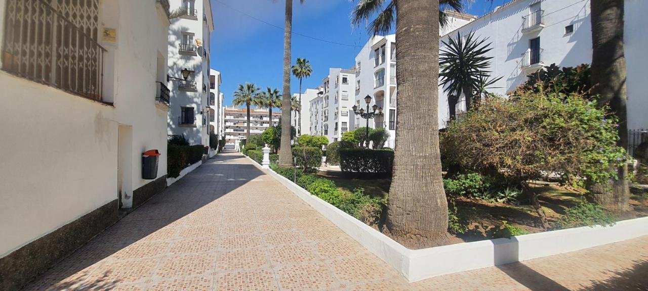 Apartamentos Sabinillas 圣路易斯·德·萨比尼尔 外观 照片