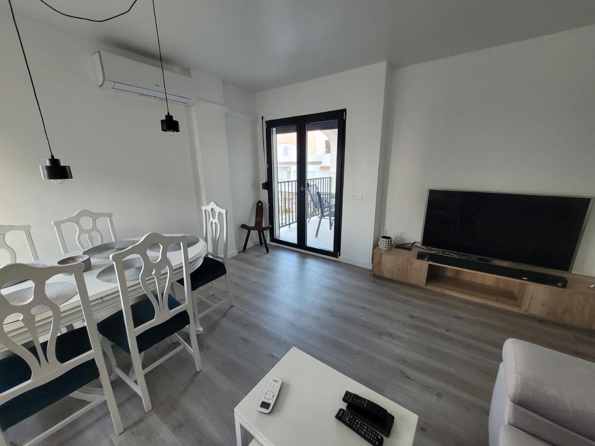 Apartamentos Sabinillas 圣路易斯·德·萨比尼尔 外观 照片