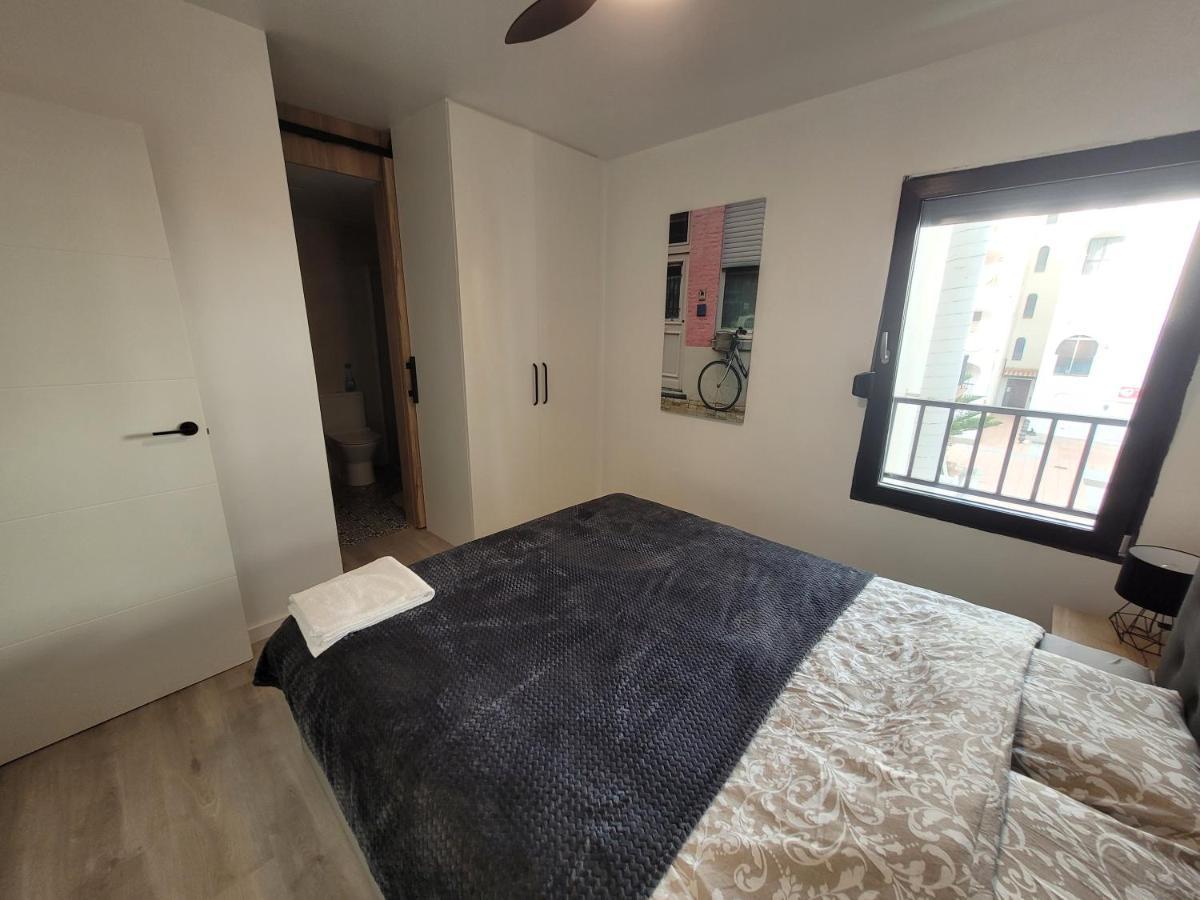 Apartamentos Sabinillas 圣路易斯·德·萨比尼尔 外观 照片