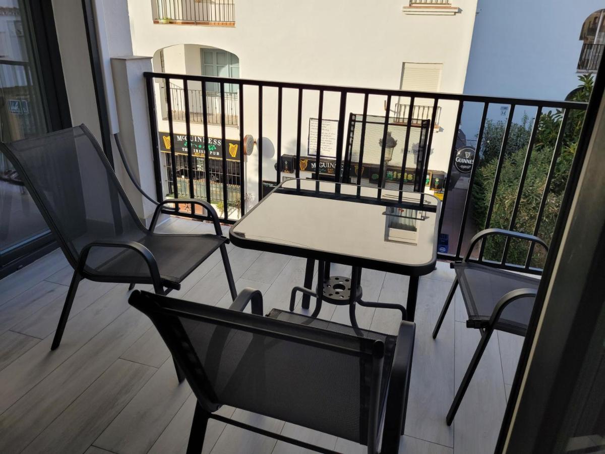 Apartamentos Sabinillas 圣路易斯·德·萨比尼尔 外观 照片