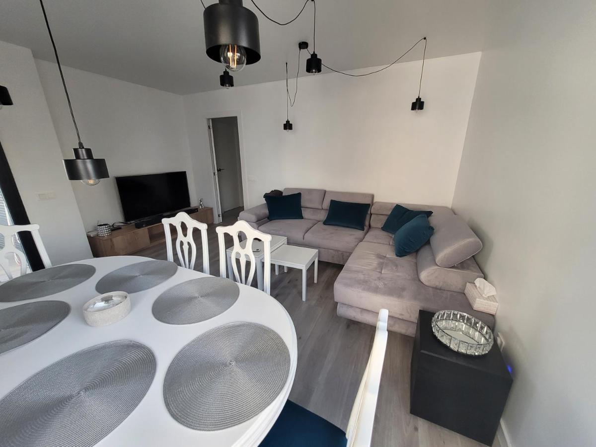 Apartamentos Sabinillas 圣路易斯·德·萨比尼尔 外观 照片