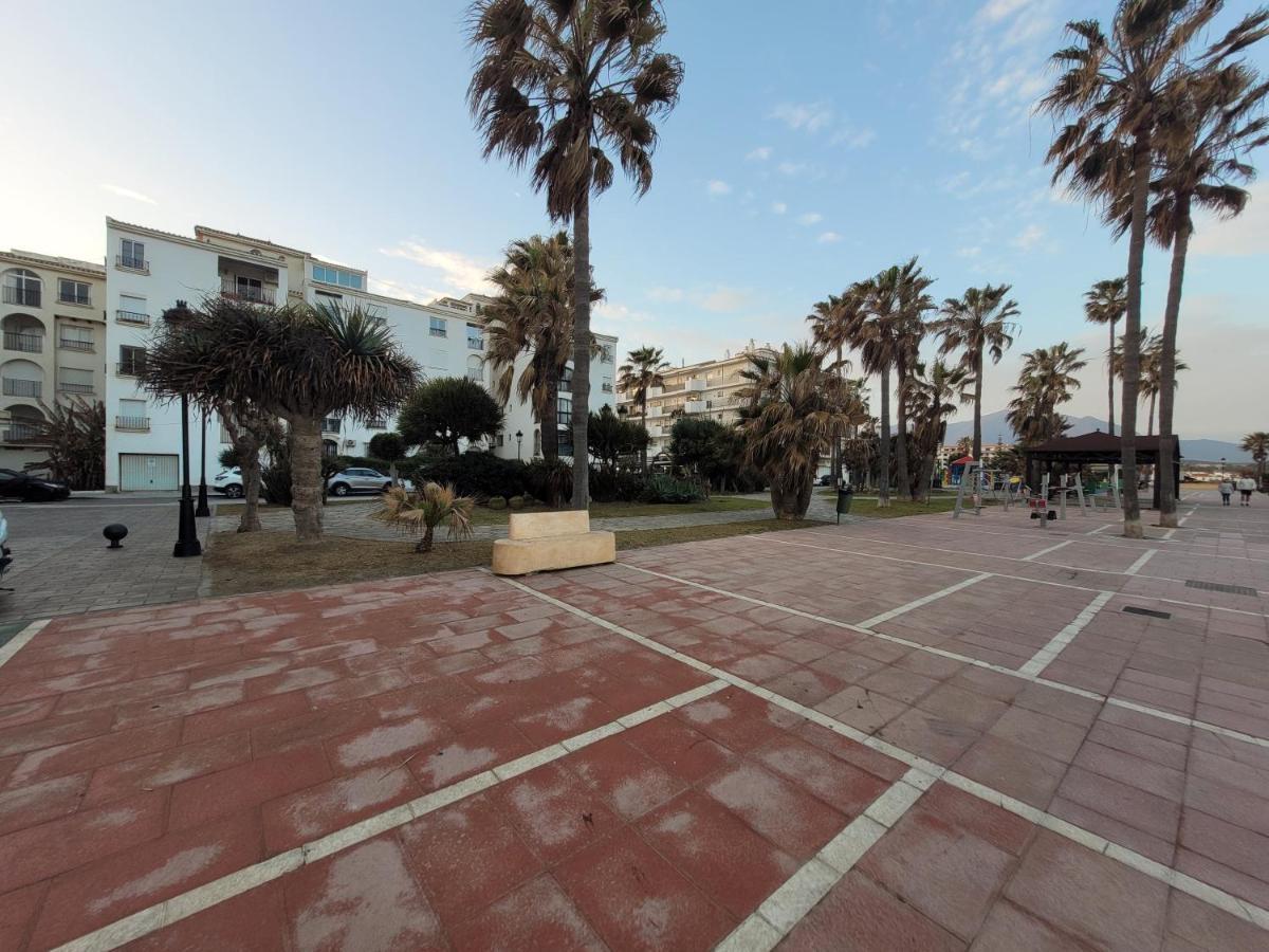 Apartamentos Sabinillas 圣路易斯·德·萨比尼尔 外观 照片