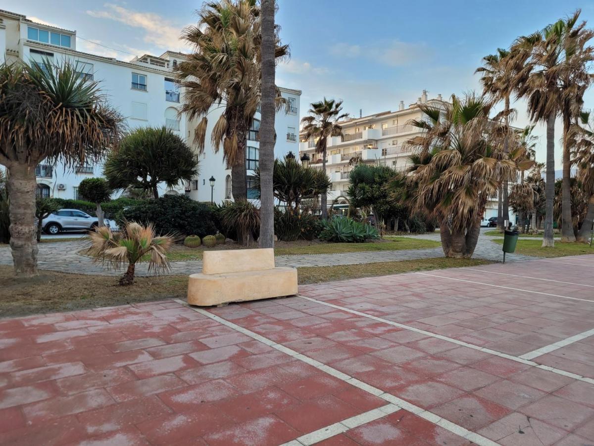 Apartamentos Sabinillas 圣路易斯·德·萨比尼尔 外观 照片